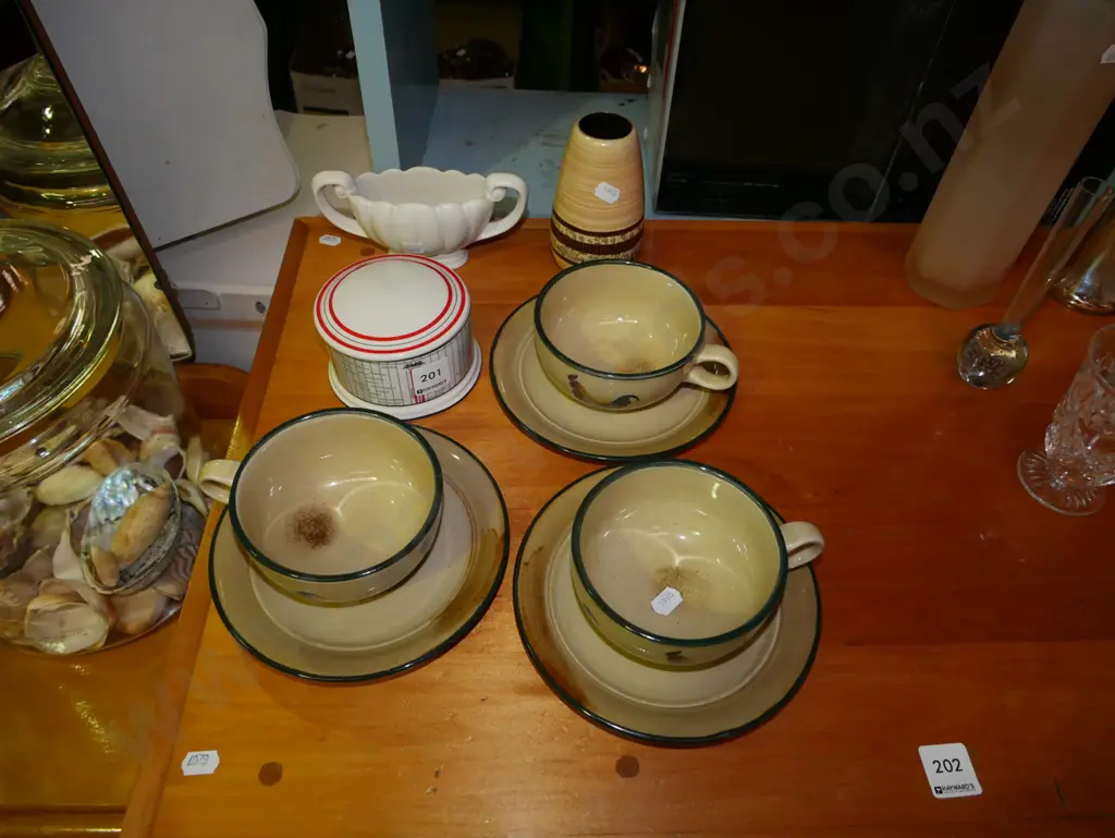 studio pottery vase, Robert Gordan cups etc Image 1++