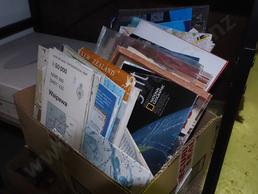 box of maps Image 1++