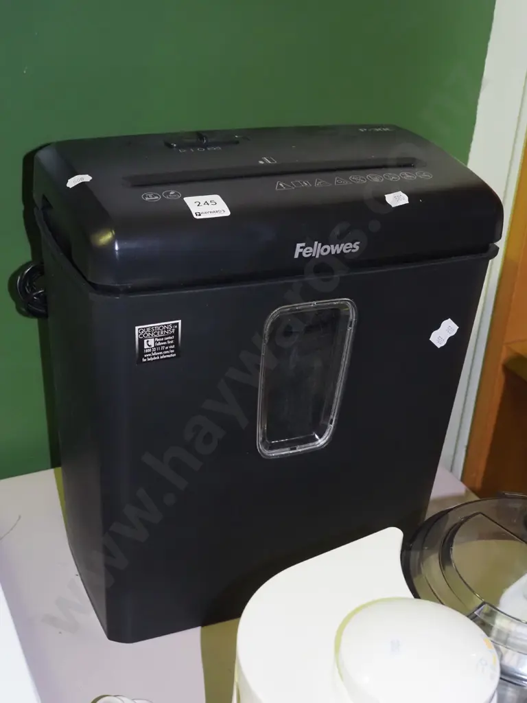 Fellowes document shreader Image 1++