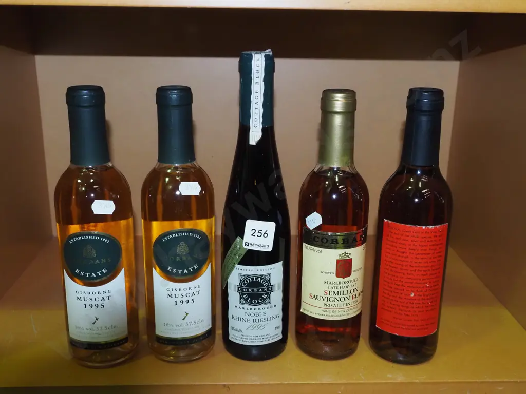 5 bottles of dessert wine Image 1++
