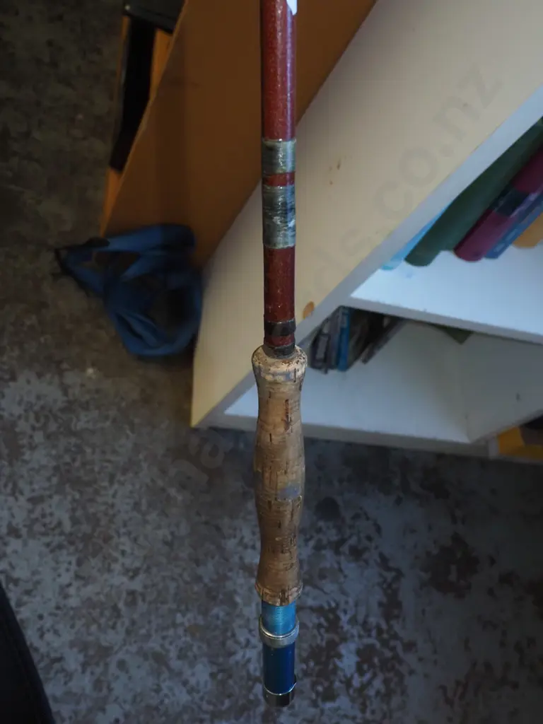 2x piece fly fishing rod Image 1++
