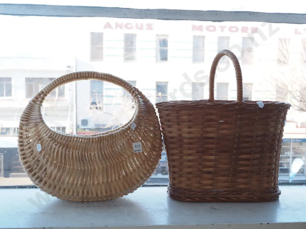 2x baskets Image 1++