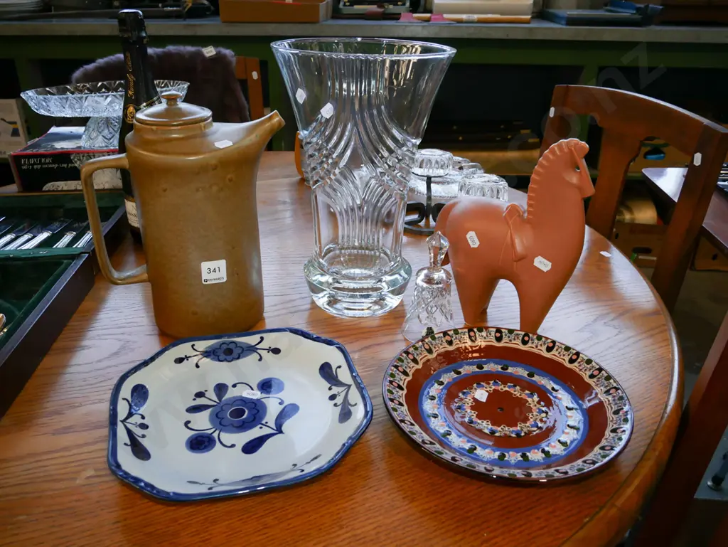 Temuka coffee pot, large glass vase, bell etc Vase H-300 Image 1++