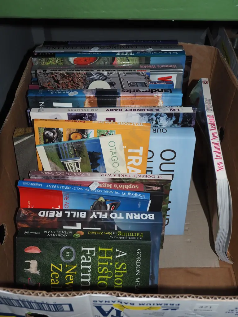 box of books Image 1++