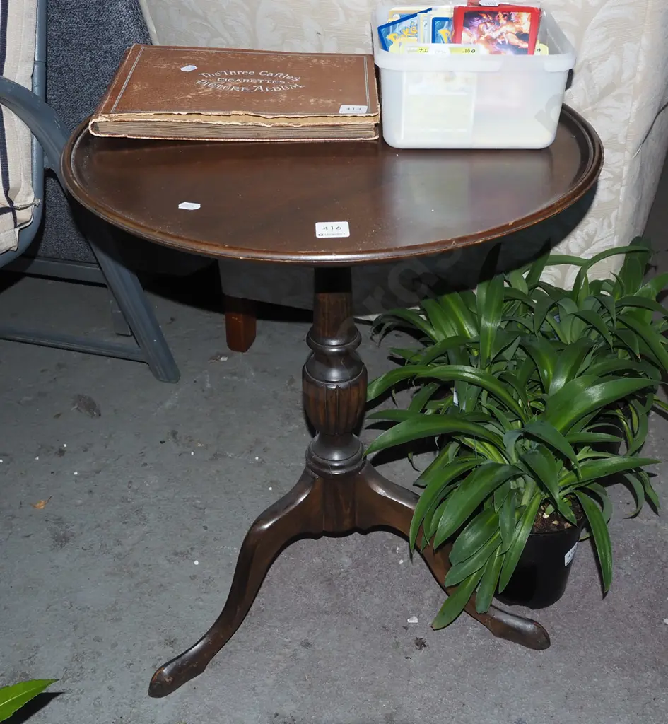 mahogany wine table Image 1++