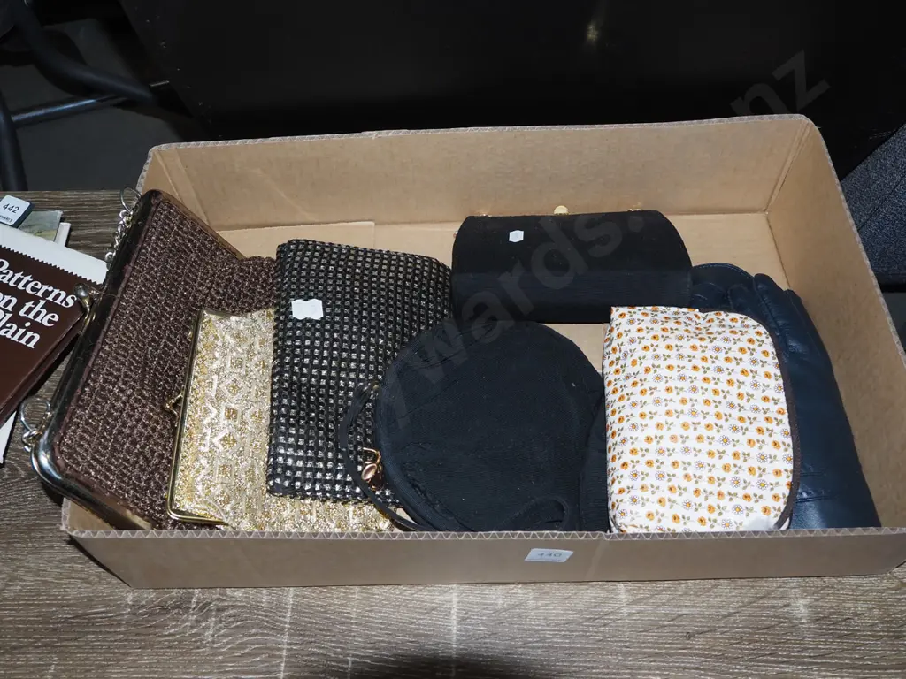 box; gloves, clutch purses, handbags, etc Image 1++
