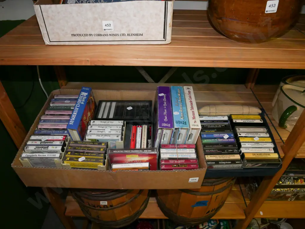 numerous tape cassettes Image 1++