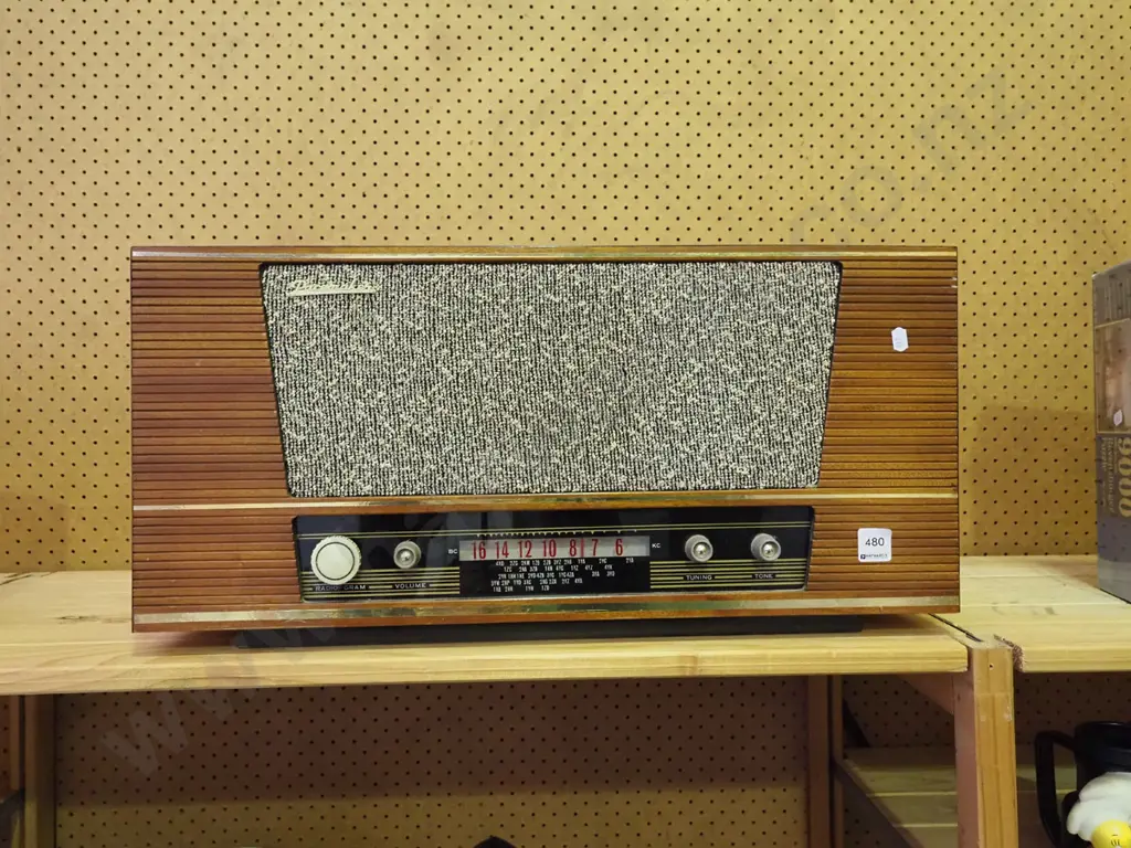large Pacemaker mantle radio H-300 W-610 Image 1++