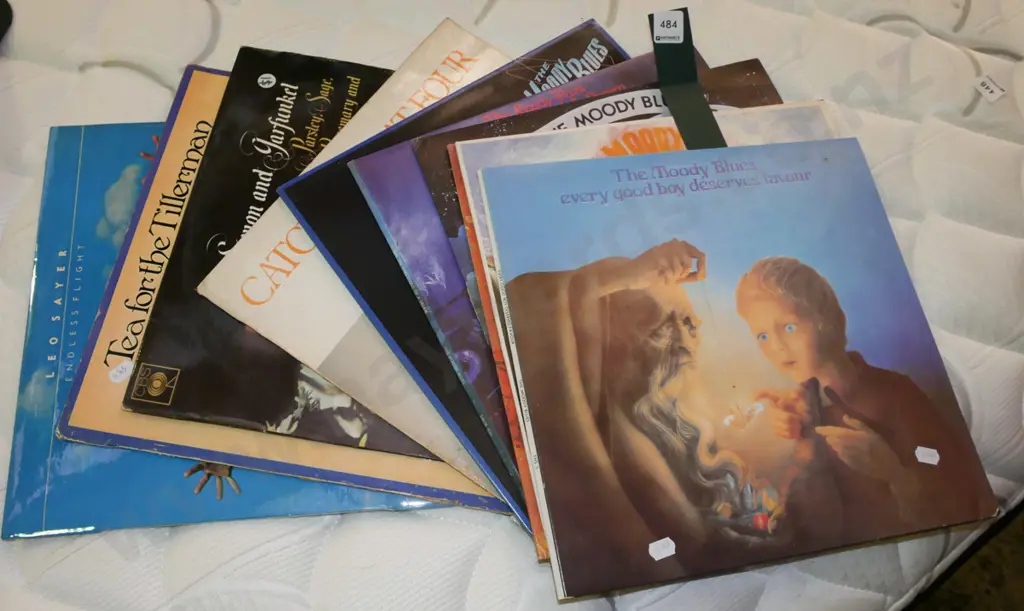 LPs; Moodie Blues, Cat Stevens, Leo Sayer Image 1++