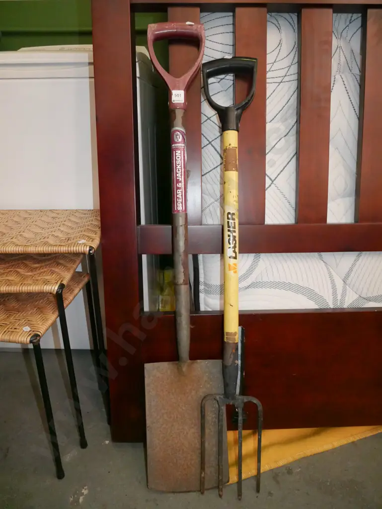 garden spade and fork Image 1++