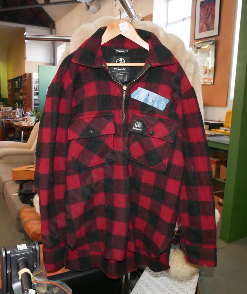 red checked M swanndri Image 1++