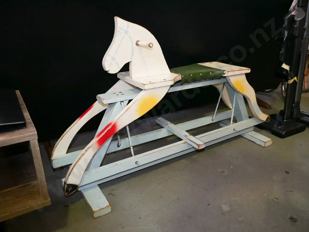 childs rocking horse Image 1++