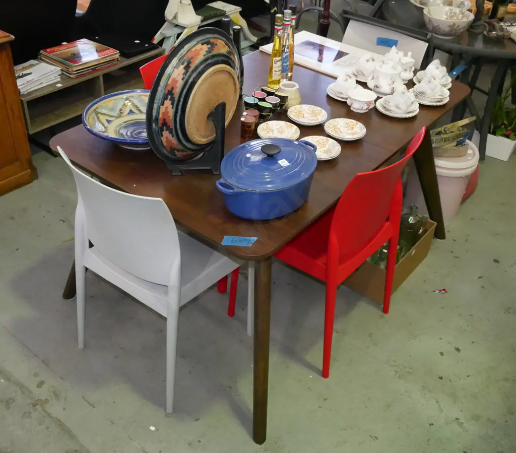 contemporary dark stained wooden extending table with 4 plastic chairs - 2x grey, 2x white Image 1++