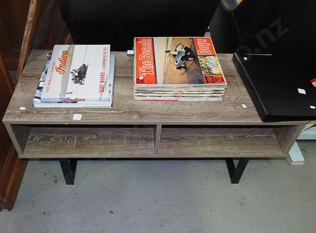 mdf faux wood veneer entertainment unit Image 1++