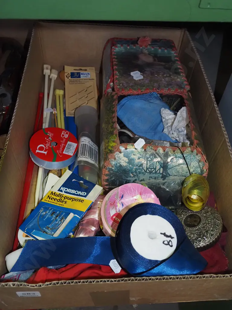 box; knitting needles, sewing threads etc Image 1++