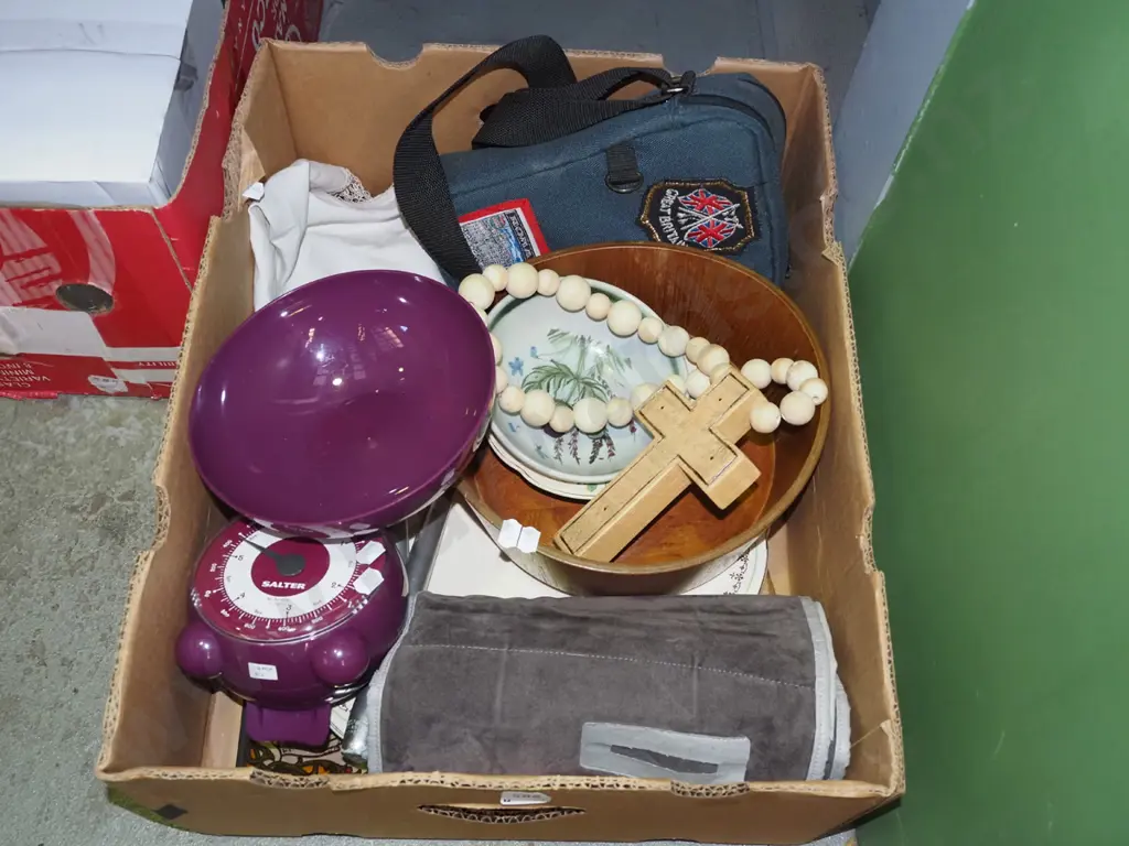 box; kitchen scales, camera bag, wooden bowls etc Image 1++