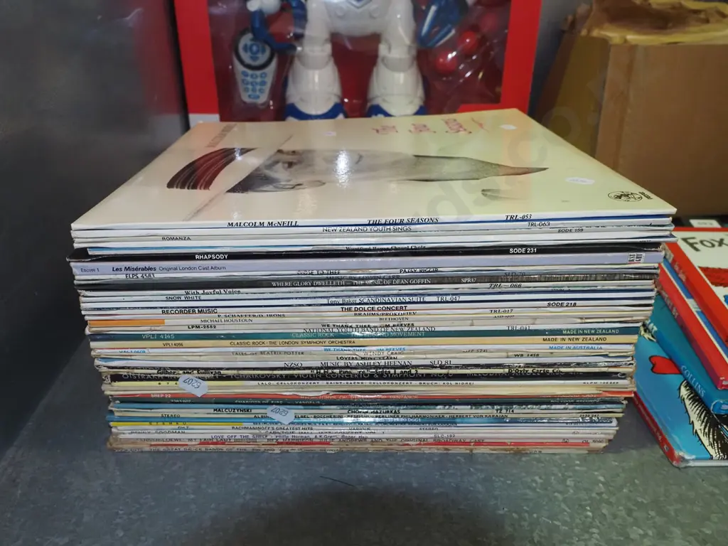 stack of LPs Image 1++