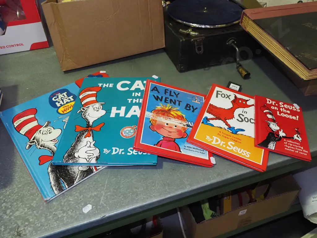 Dr Suess books Image 1++