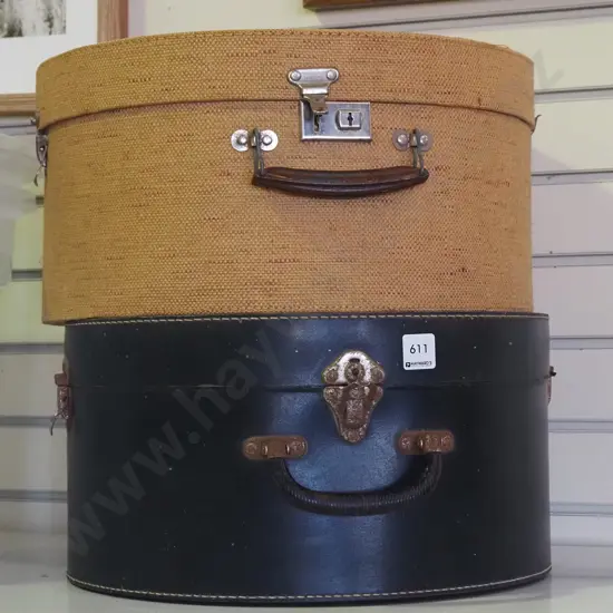 2x hat boxes