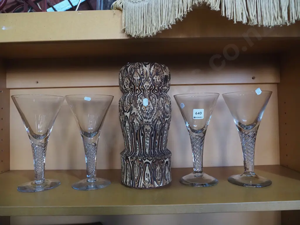 4x wine glasses, turned punga log vase Image 1++