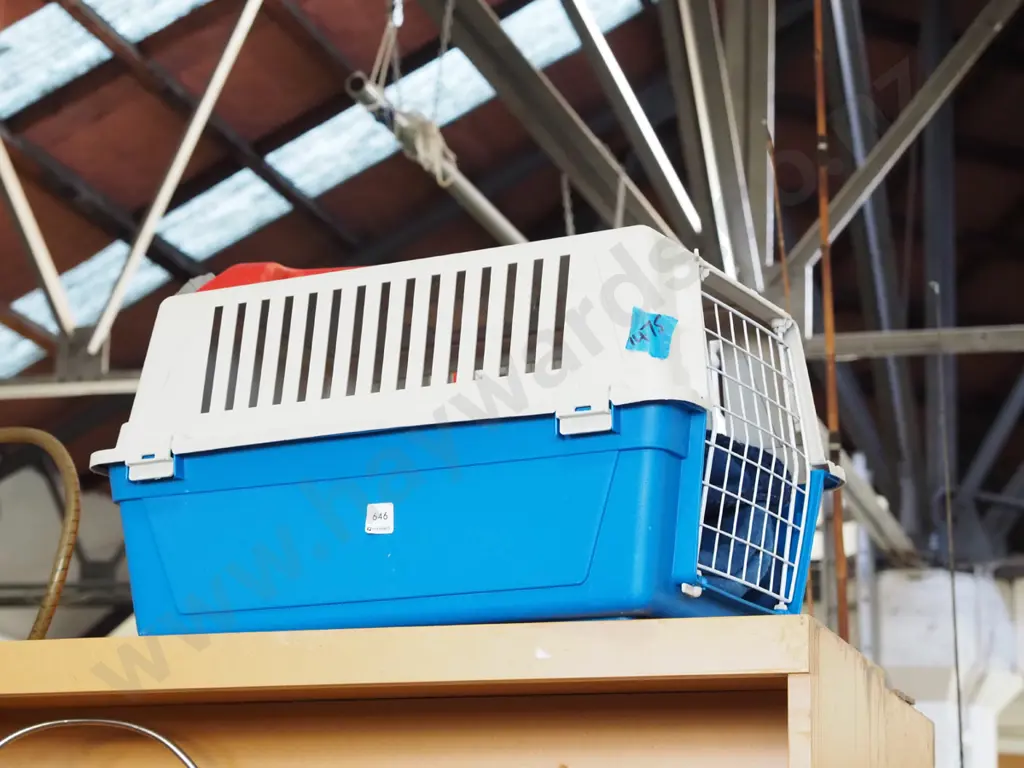 plastic pet cage Image 1++