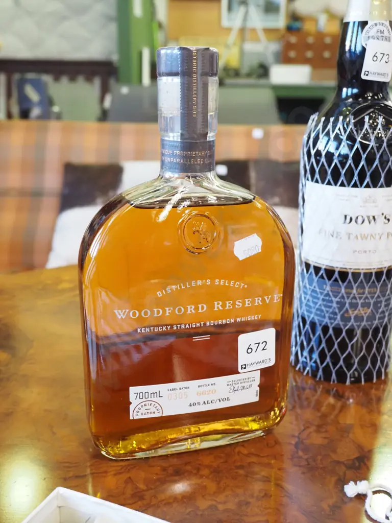Woodford Reserve 700ml bottle of whiskey Image 1++
