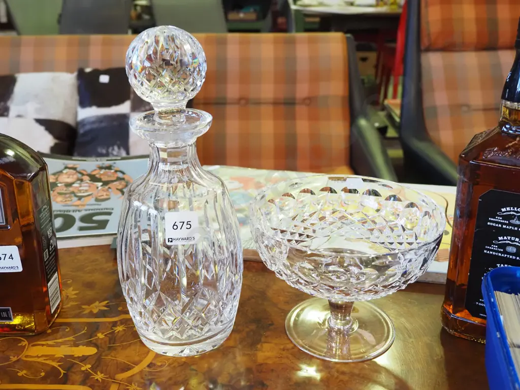 cut crystal decanter, comport Image 1++