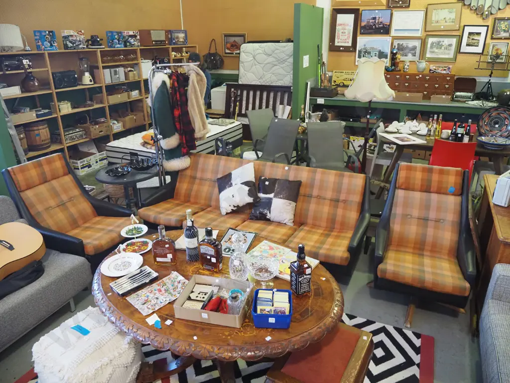 very retro black vinyl and checked fabric lounge suite - vinyl in good condition Image 1++