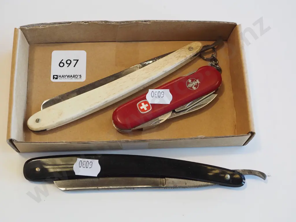 cut throat razors, army knife Image 1++