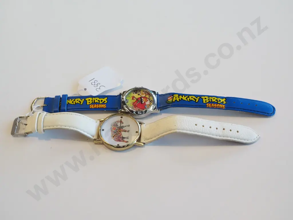 2x wristwatches Image 1++
