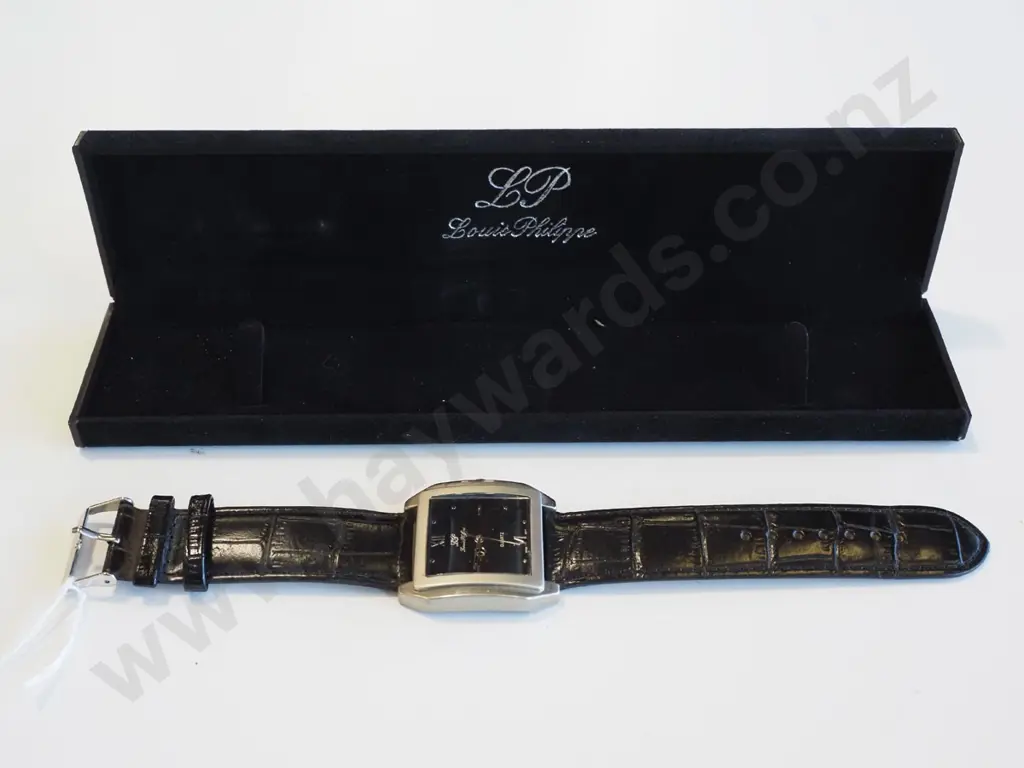 gents wristwatch Image 1++