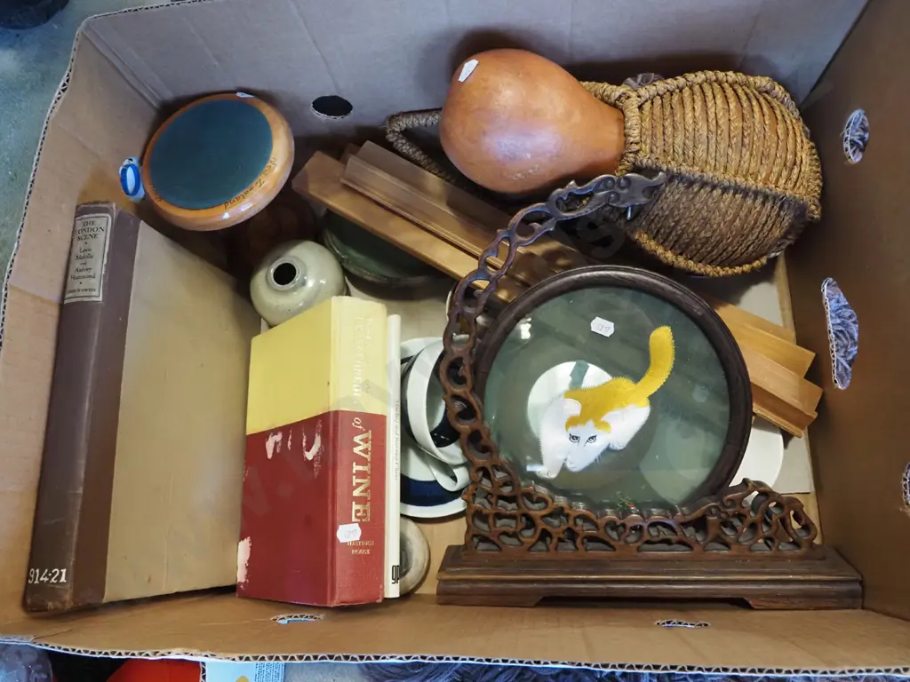 mahjong boards, books, gourd etc Image 1++