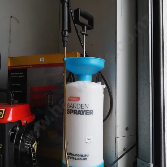 Yates garden sprayer