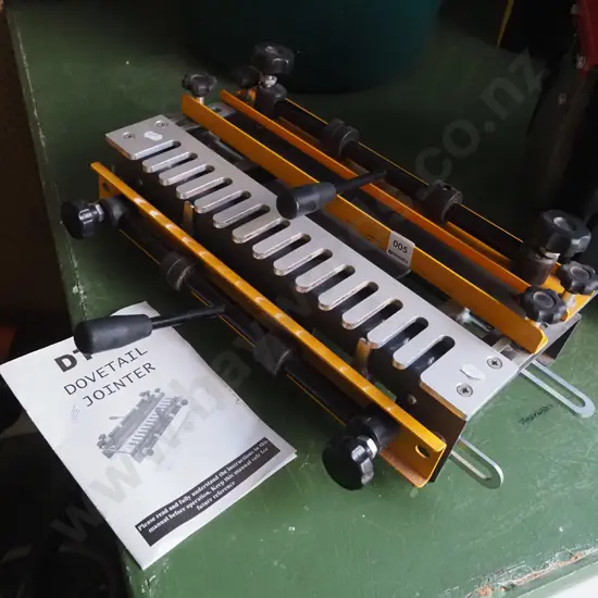 dove tail jointer