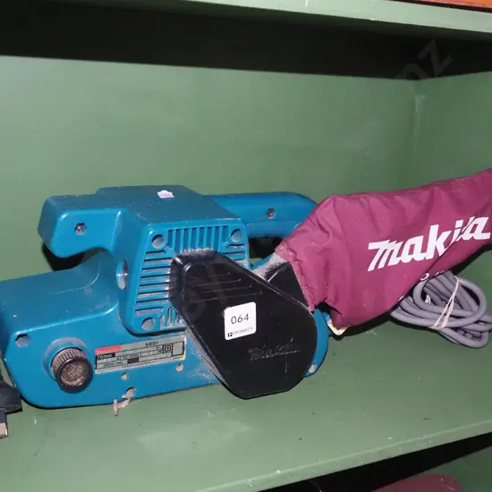 Makita belt sander