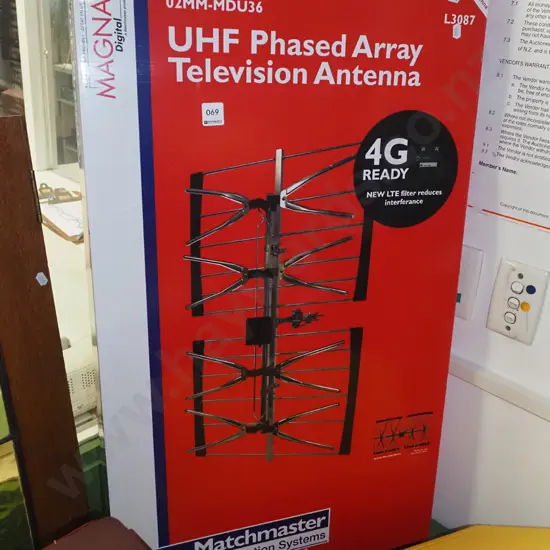 UHF phased Array TV antennae