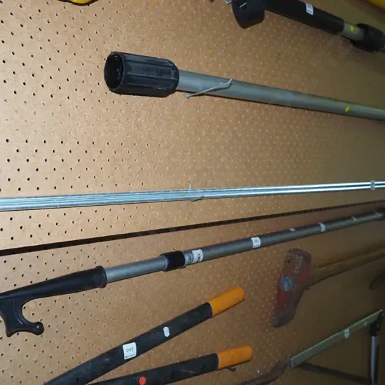 2x lengths of threaded rod Length-2000