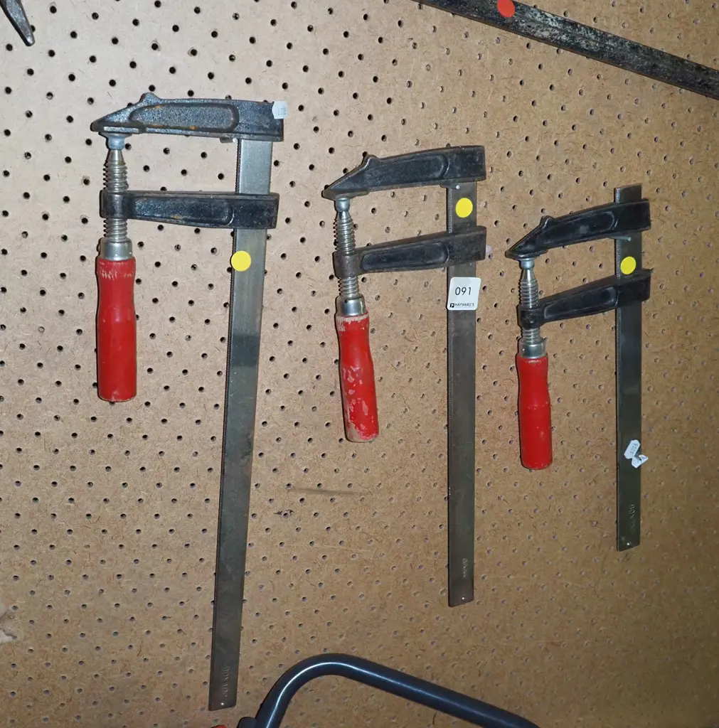 3x F clamps - yellow dots Image 1++