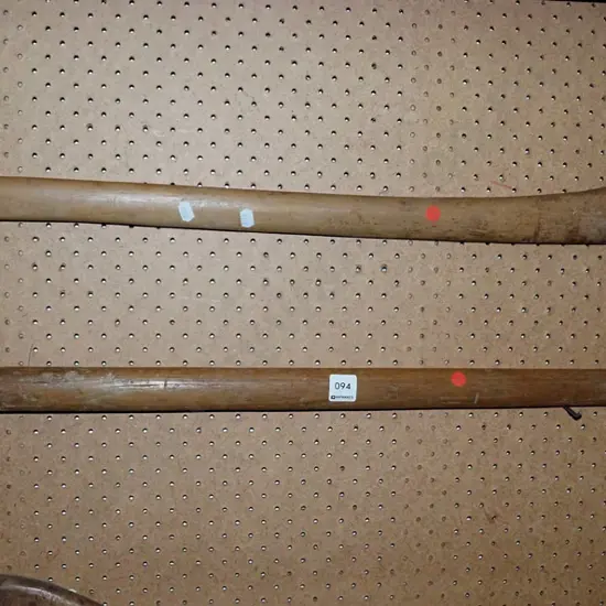 sledge hammer, axe - red dots