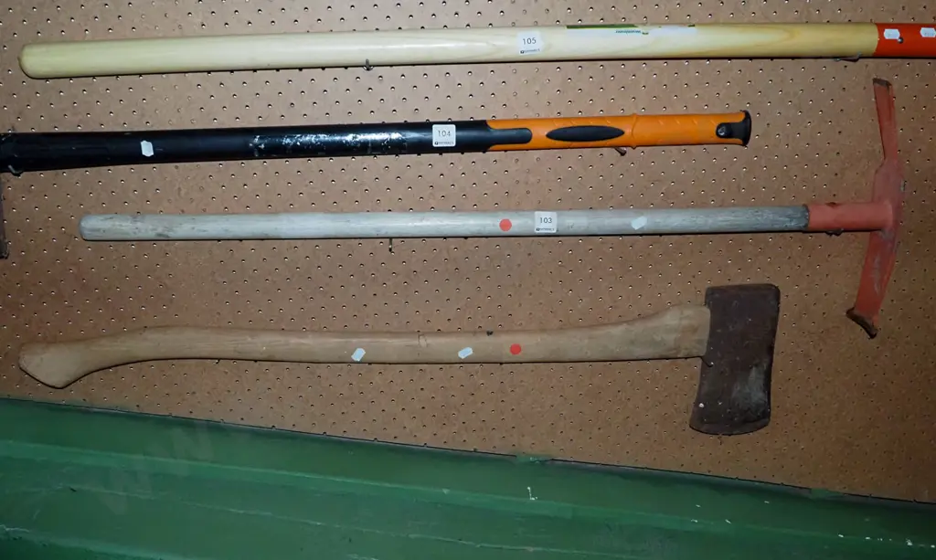 grubber, axe Image 1++