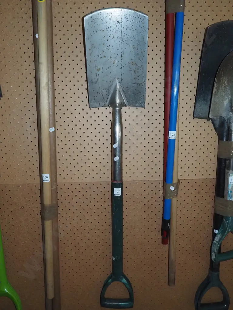garden spade  Image 1++