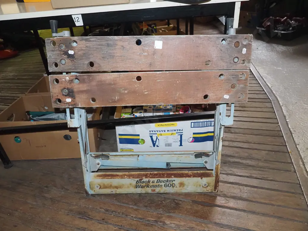 Black & Decker workmate 600 - some rust Image 1++