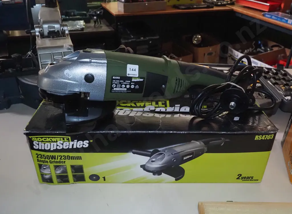 as-new Rockwell 2350W 230mm angle grinder Image 1++