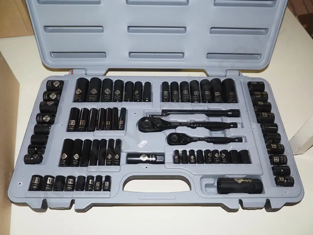 box; as-new Stanley socket set Image 1++