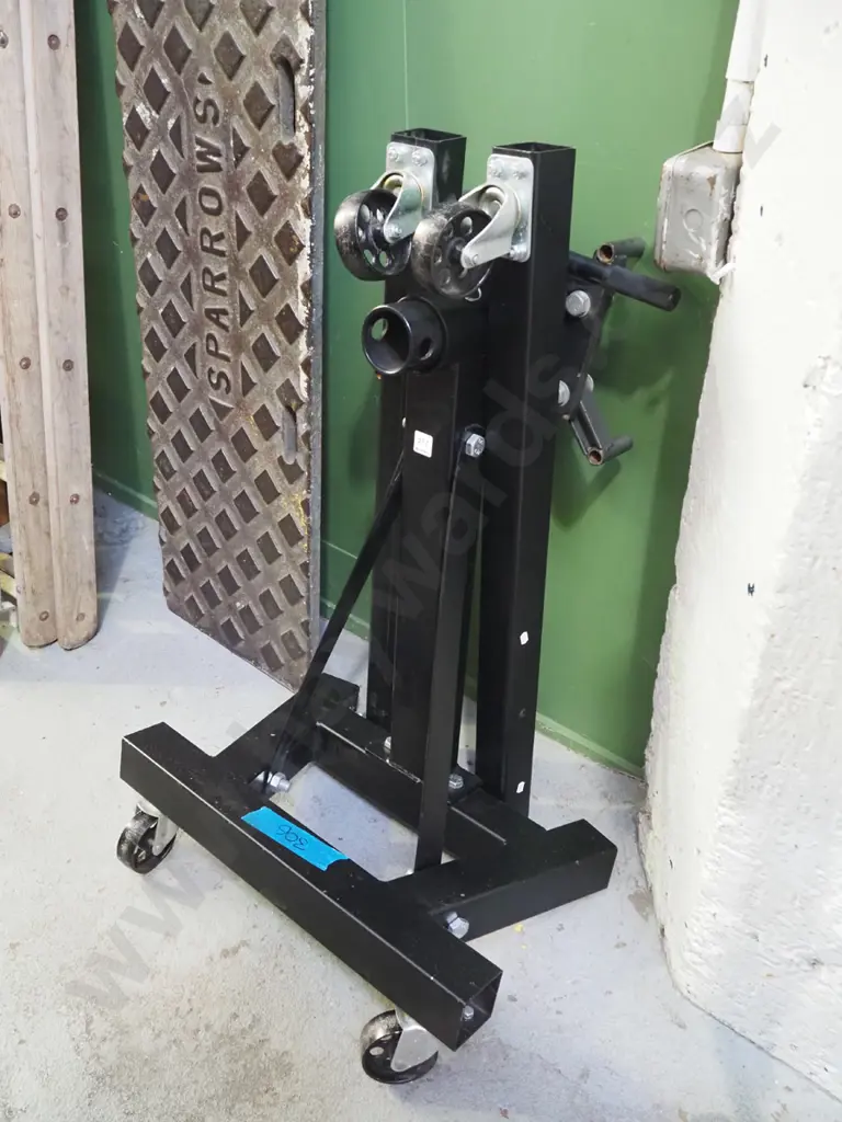 as new heavy duty automotive engine mount Image 1++