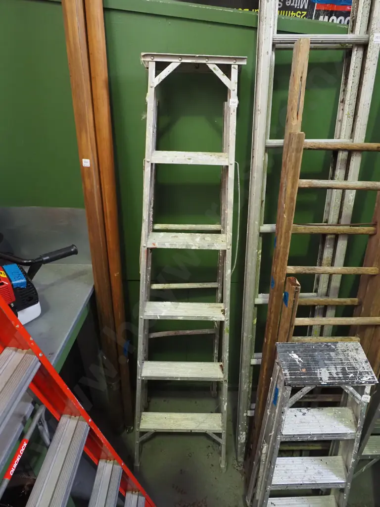 5 step aluminium ladder Image 1++