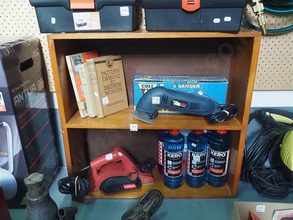 small rimu workshop shelves H-615 W-645 D-200 Image 1++