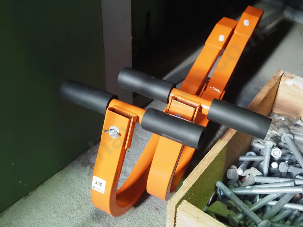 2x orange ladder roof hooks with rollers Image 1++