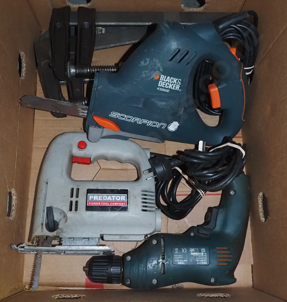 box; 3x F clamps, jigsaw, sabre saw, drill Image 1++