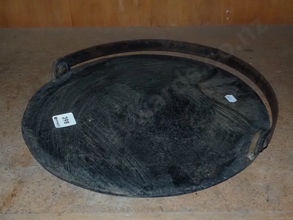 cast iron camp for skillet Image 1++